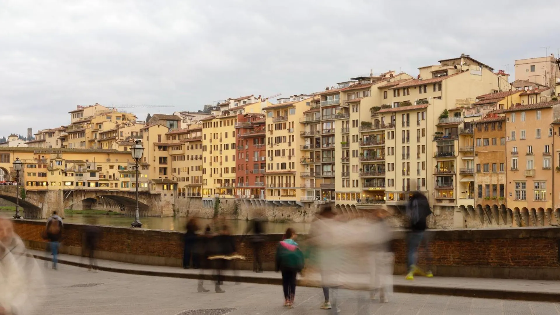 Giglio & Viola Borgia Apartment Florence
