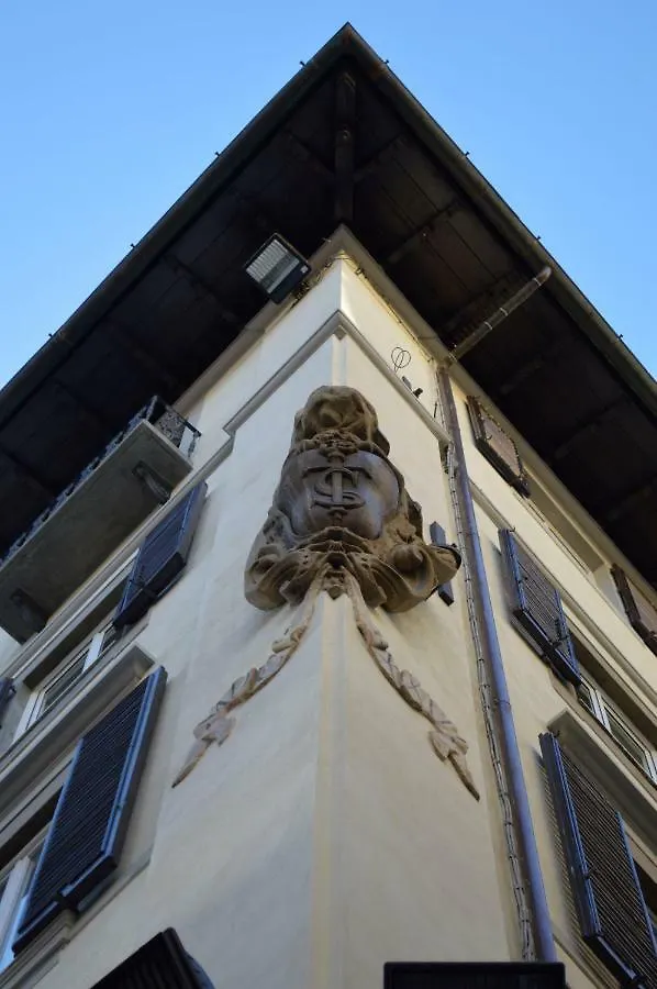 Giglio & Viola Borgia Apartment Florence